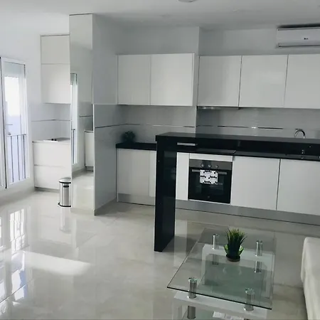 Marina Banus Apartamento *
